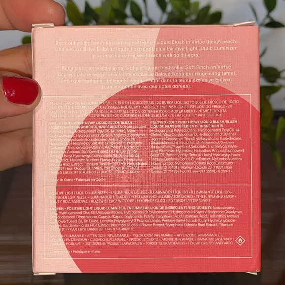 New! Rare beauty trio mini blush & luminize trio - Picture 3 of 3